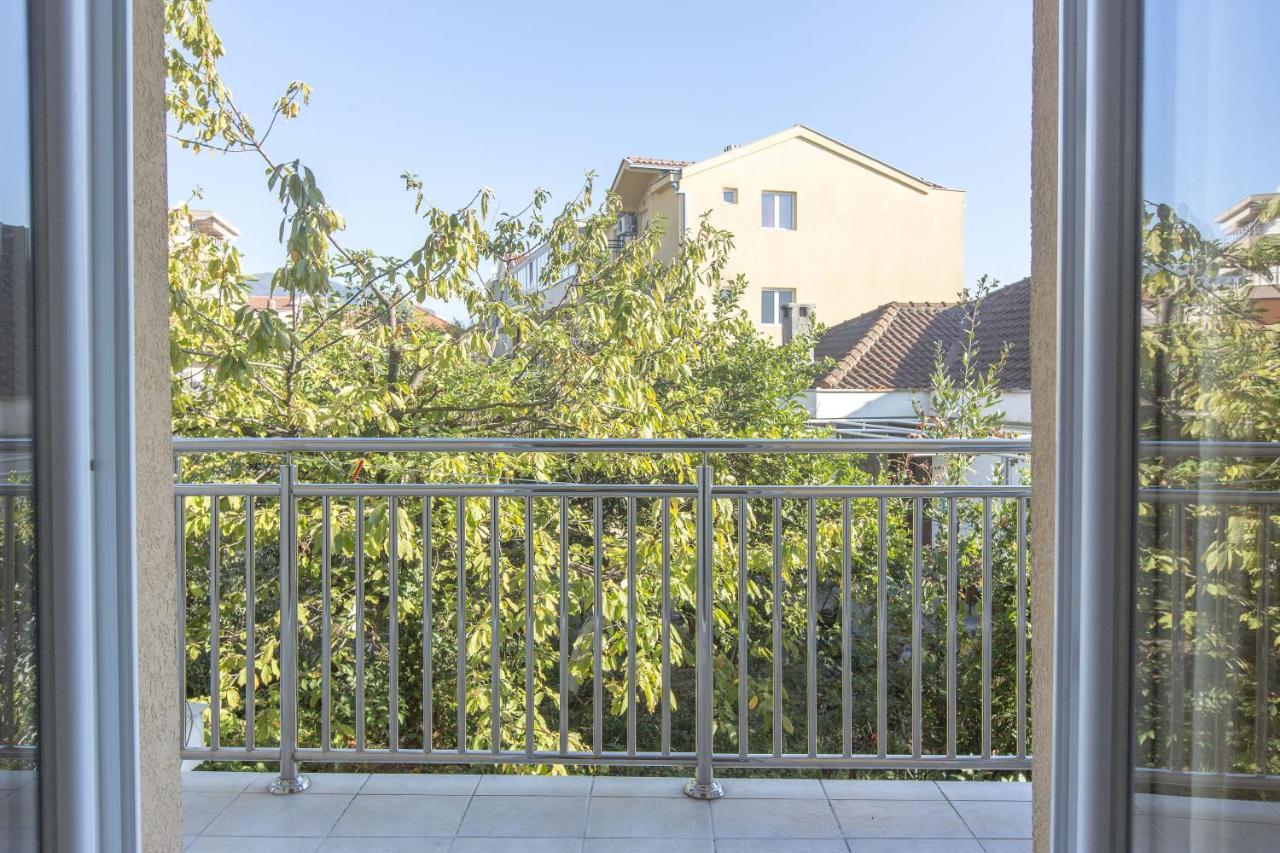 Apartments Lux Milano, Savina,Herceg-Novi Herceg Novi Dış mekan fotoğraf